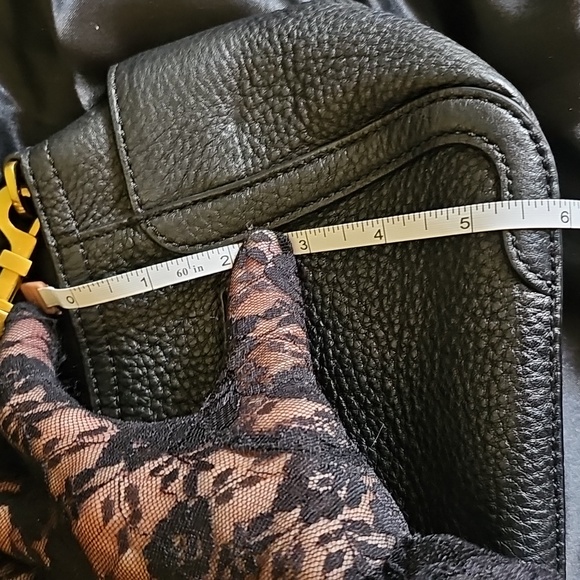 Tory Burch Black Leather Crossbody Bag EUC w/ Dust Bag! - Picture 11 of 14